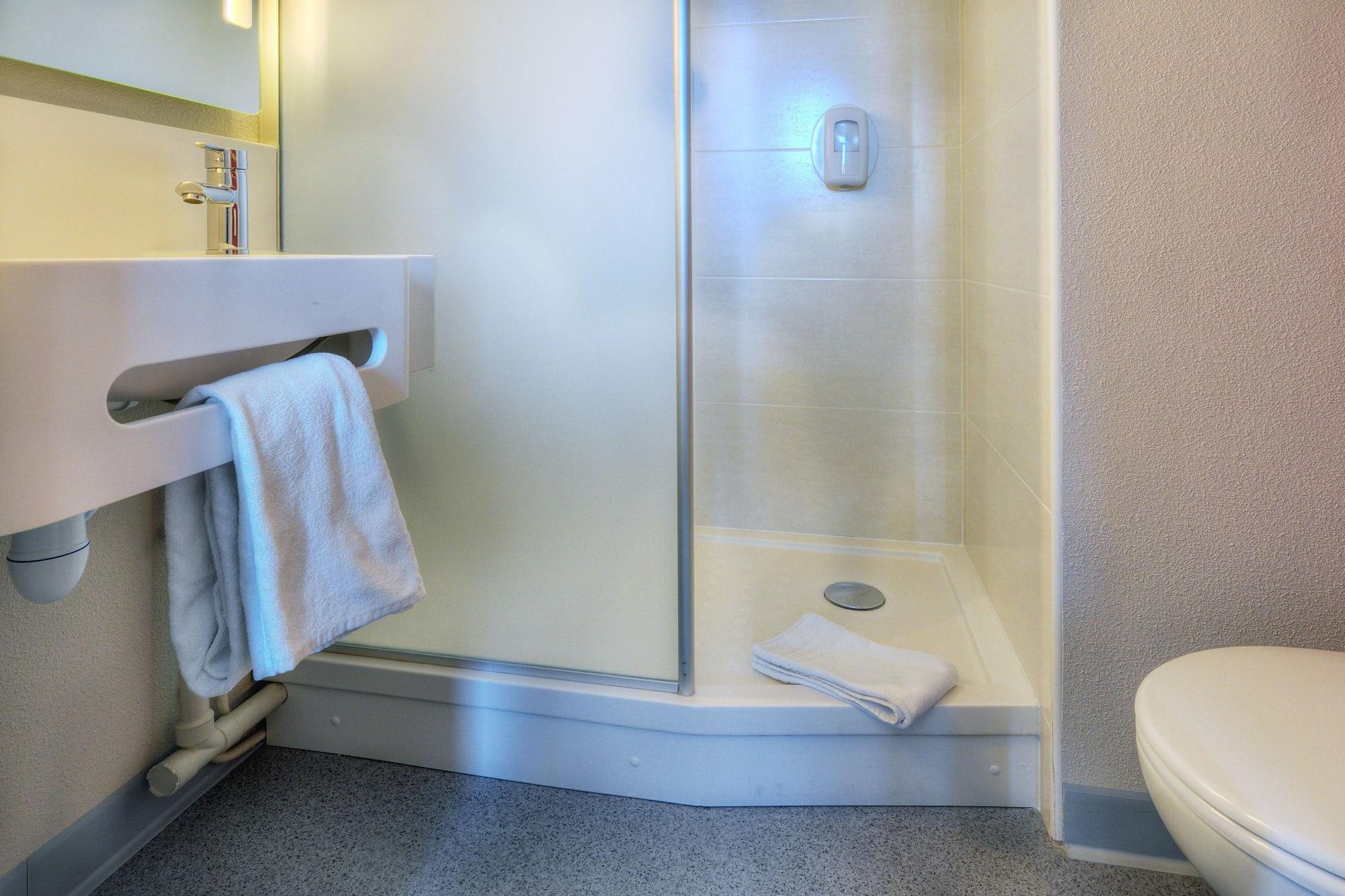 B&B Hotel Marseille Les Ports Ngoại thất bức ảnh