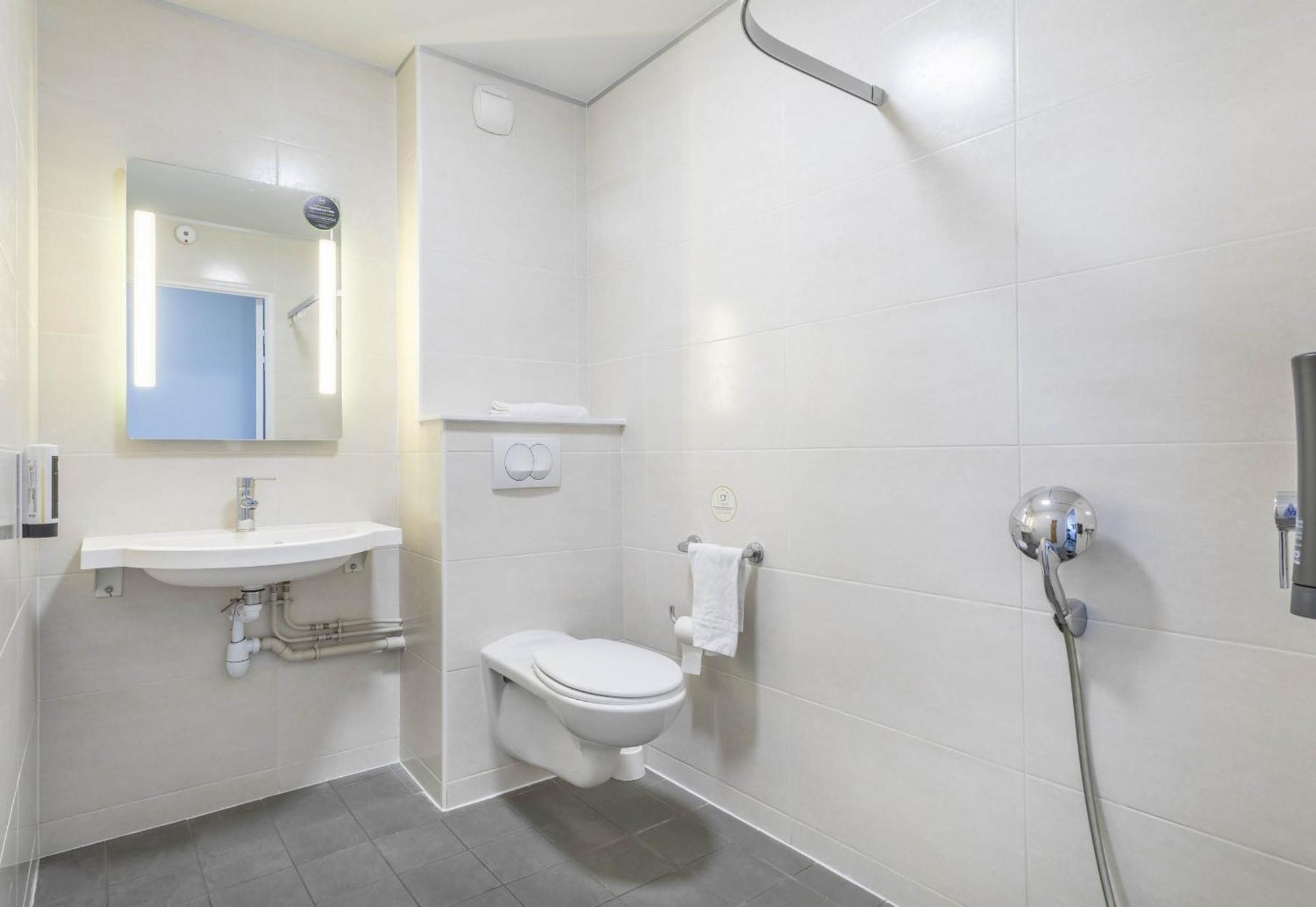B&B Hotel Marseille Les Ports Ngoại thất bức ảnh